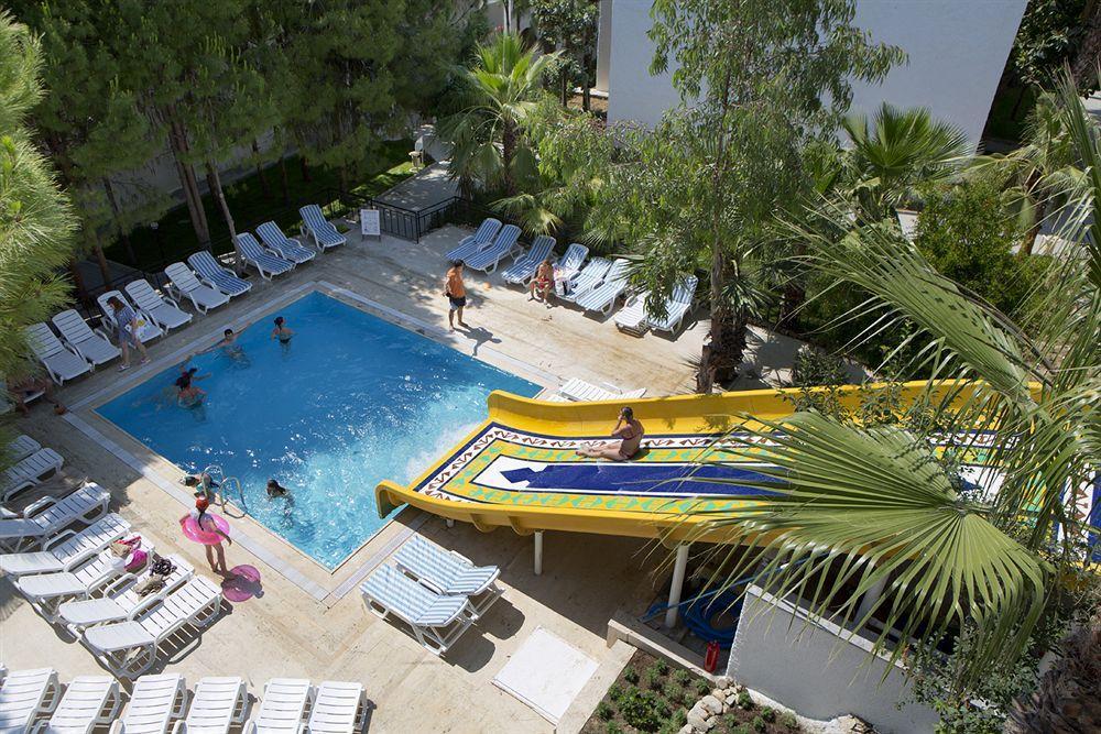 Larissa Beach Club Side Kültér fotó