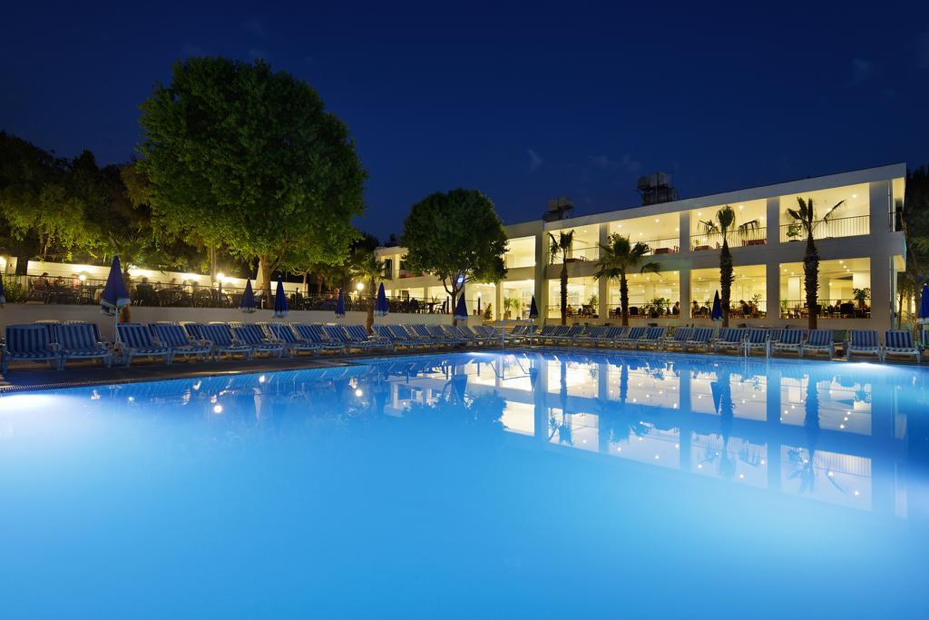 Larissa Beach Club Side Kültér fotó